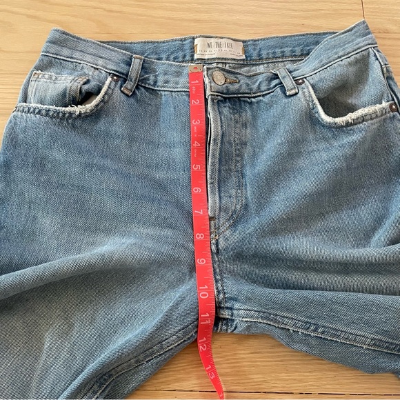 We The Free Destroyed Maggie Straight Light Wash Jeans 28 - Picture 8 of 15